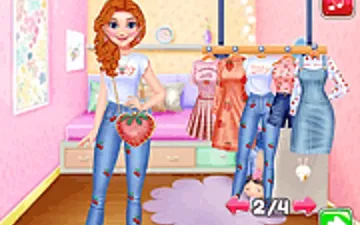 Sisters Strawberry Outfits game preview