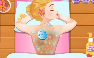 Blonde Sofia: Spa Day